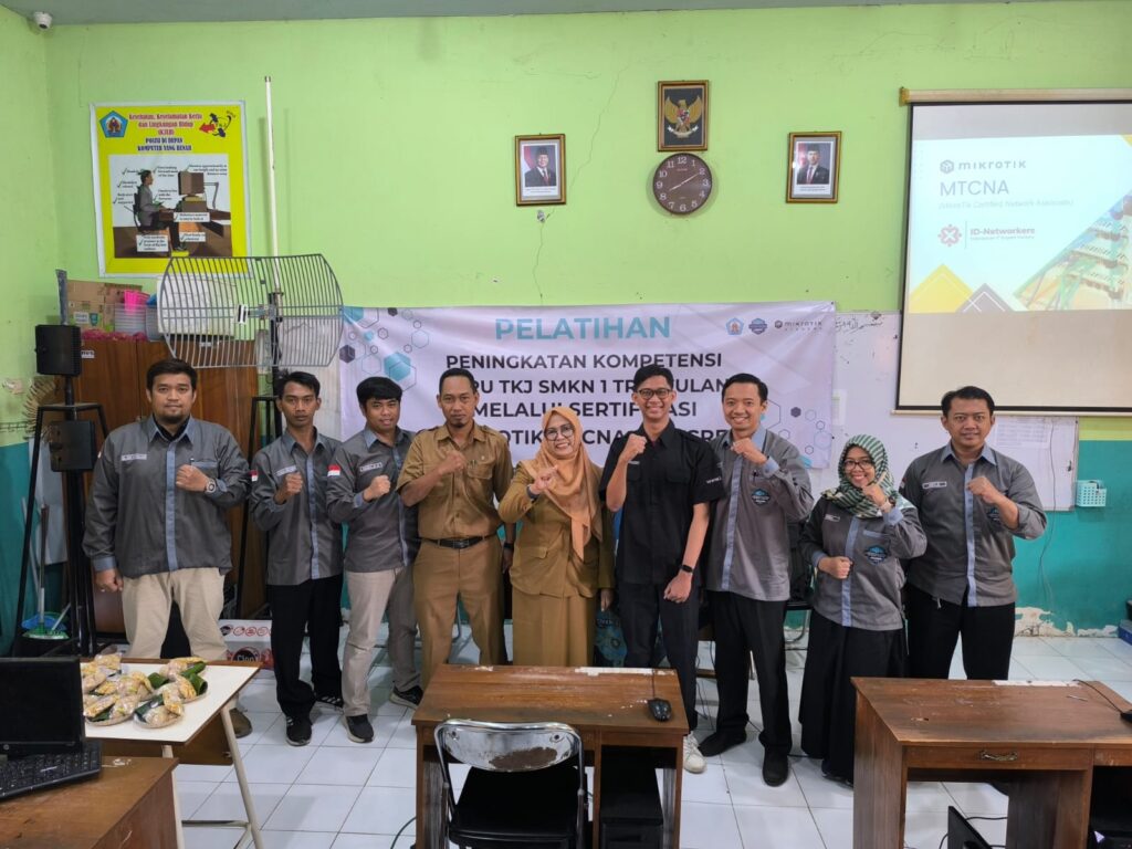 SMKN 1 Trowulan Tingkatkan Kompetensi Guru TKJ Melalui Pelatihan dan Sertifikasi Mikrotik